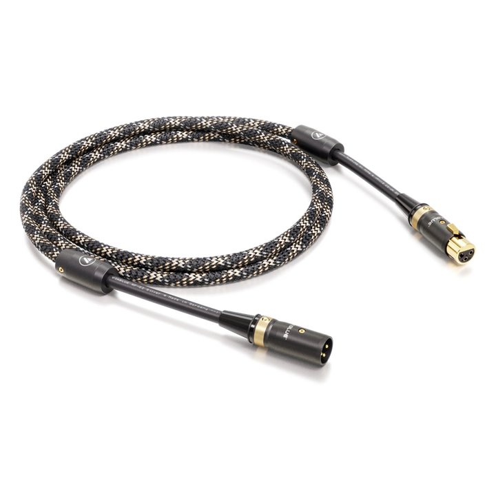 VIABLUE NF-S2 DIGITAL T8 XLR CABLES - 500 cm. - Cobra
