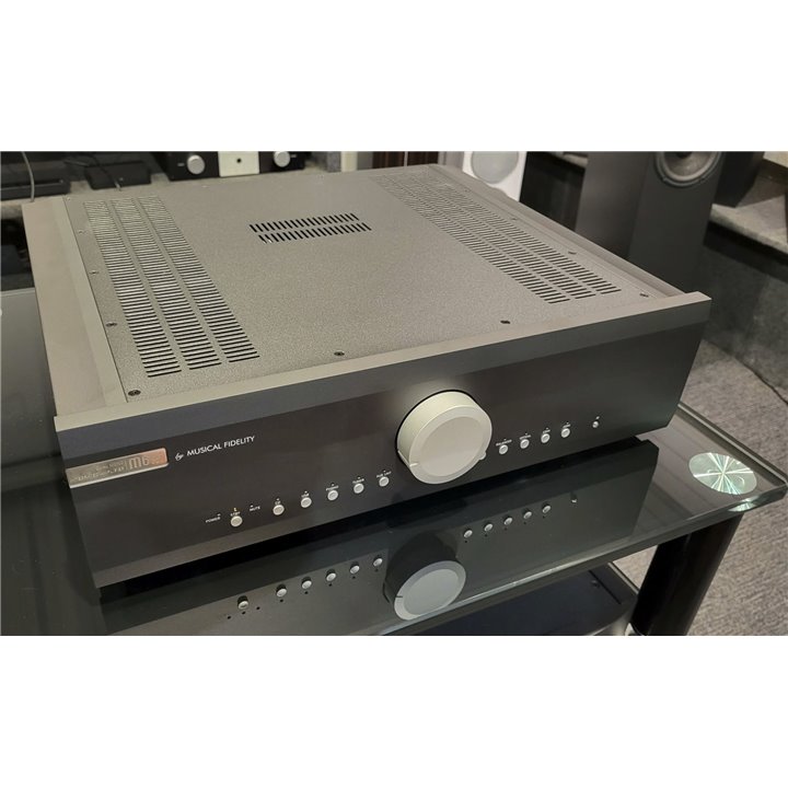 Musical Fidelity M6Xi Wzmacniacz zintegrowany – czarny
